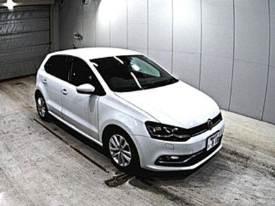 2017 - Volkswagen Polo Automatic