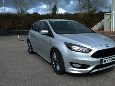 2018 - Ford Focus Manual