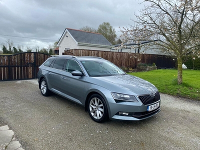 2019 - Skoda Superb Manual