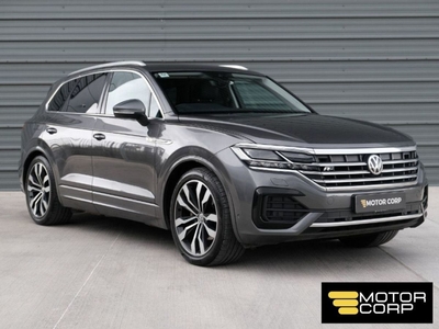 2019 - Volkswagen Touareg Automatic