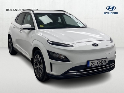 2022 - Hyundai KONA Automatic