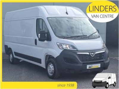 2024 (241) Opel Movano