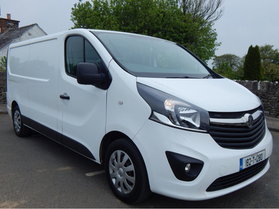 VAUXHALL VIVARO