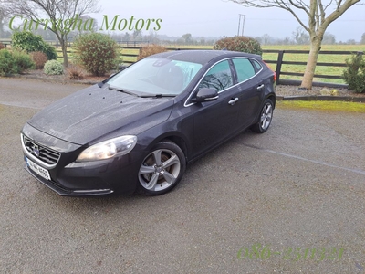 2014 (141) Volvo V40