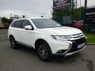 2017 (171) Mitsubishi Outlander