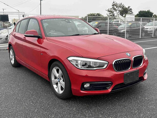 BMW 1 SERIES