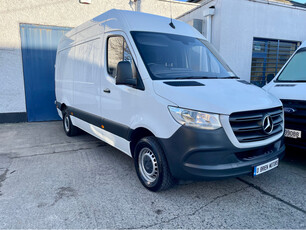 MERCEDES-BENZ SPRINTER