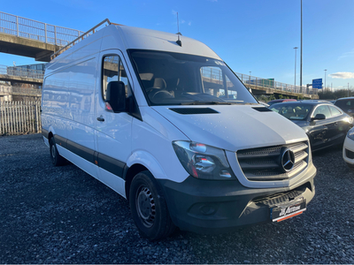 MERCEDES-BENZ SPRINTER