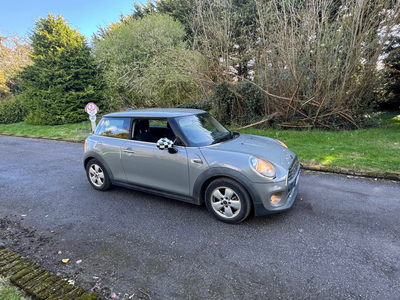 MINI HATCH