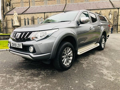 MITSUBISHI L200