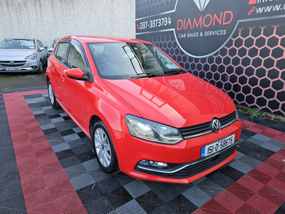 VOLKSWAGEN POLO