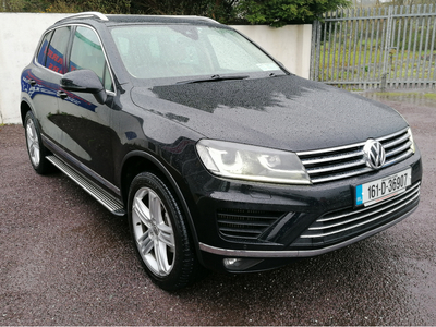 VOLKSWAGEN TOUAREG