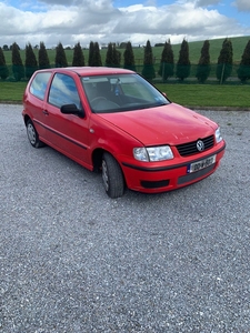 2000 - Volkswagen Polo ---