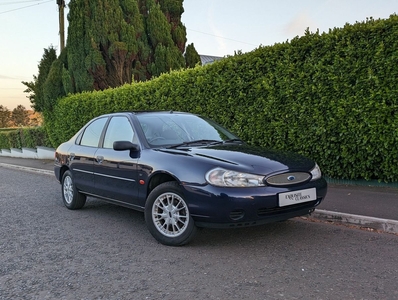 2001 - Ford Mondeo Manual