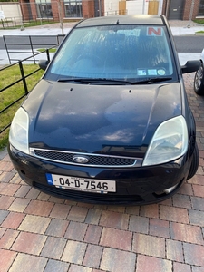 2004 - Ford Fiesta Manual