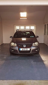 2006 - Volkswagen Golf Manual