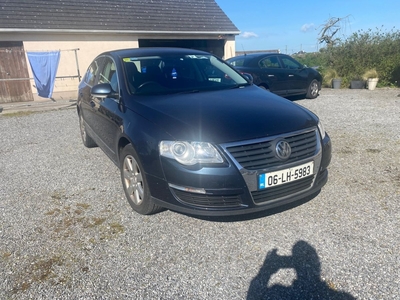 2006 - Volkswagen Passat ---