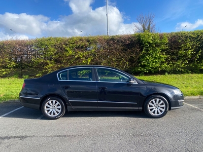 2006 - Volkswagen Passat Manual