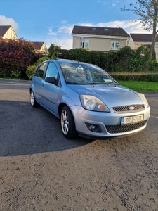 2007 - Ford Fiesta Manual