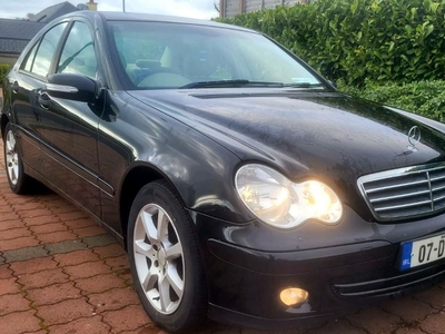 2007 - Mercedes-Benz C-Class Manual