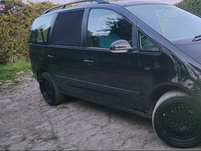 2007 - Volkswagen Sharan ---