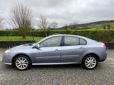 2008 - Renault Laguna Manual