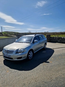 2008 - Toyota Avensis ---