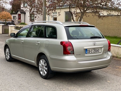 2008 - Toyota Avensis ---