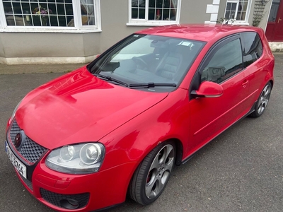 2008 - Volkswagen Golf Manual