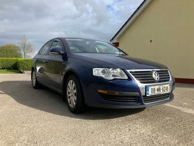 2008 - Volkswagen Passat ---