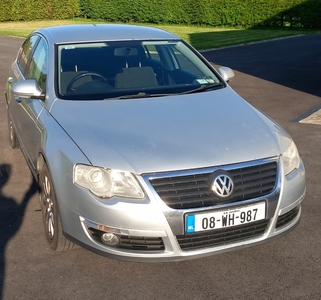 2008 - Volkswagen Passat Manual