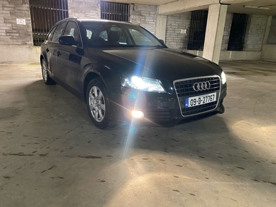 2009 - Audi A4 Manual