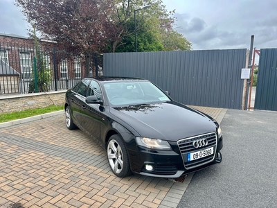 2009 - Audi A4 Manual