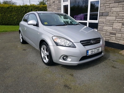 2009 - Kia Ceed Manual