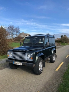 2009 - Land Rover Defender ---