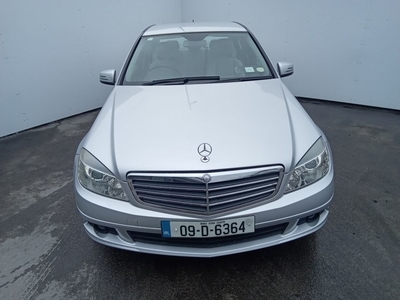 2009 - Mercedes-Benz C-Class Manual