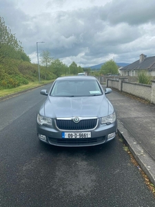 2009 - Skoda Superb Manual