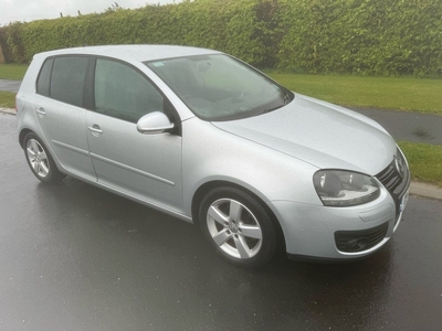 2009 - Volkswagen Golf Manual