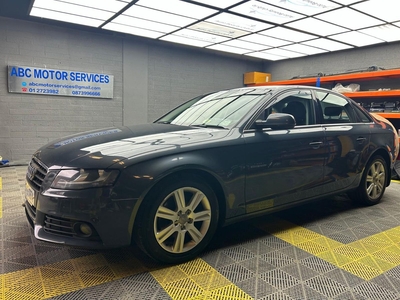 2010 - Audi A4 Manual