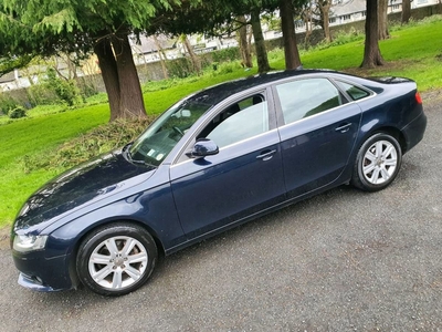 2010 - Audi A4 Manual