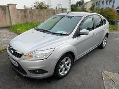 2010 - Ford Focus Manual