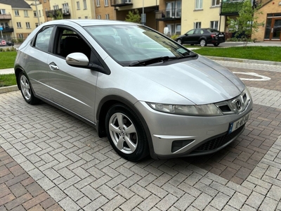 2010 - Honda Civic ---