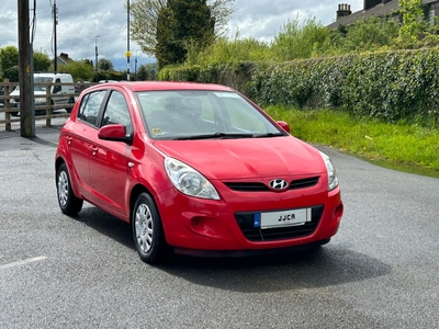 2010 - Hyundai i20 Manual