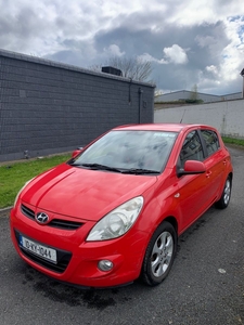 2010 - Hyundai i20 Manual