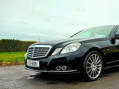 2010 - Mercedes-Benz E-Class Automatic