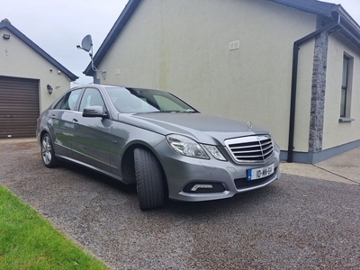 2010 - Mercedes-Benz E-Class Automatic