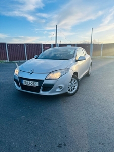 2010 - Renault Megane Manual