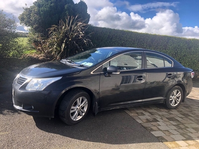 2010 - Toyota Avensis Manual