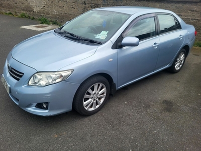 2010 - Toyota Corolla Manual