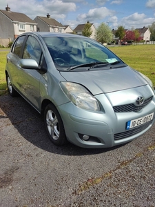 2010 - Toyota Yaris ---